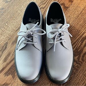 Dr. Martens 1461 Taupe Smooth Leather Oxford Shoes NWOT Size 9 Women / 8 Men